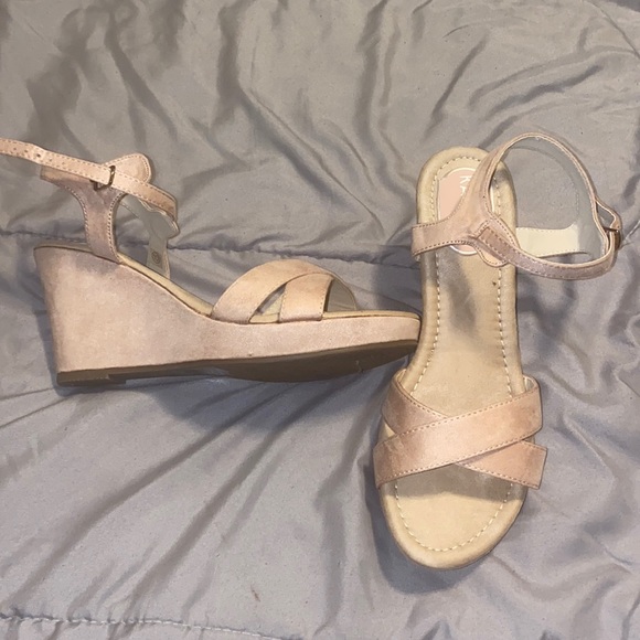 kayleen shoes wholesale